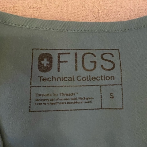 Figs S Casma Marine top - Picture 3 of 4